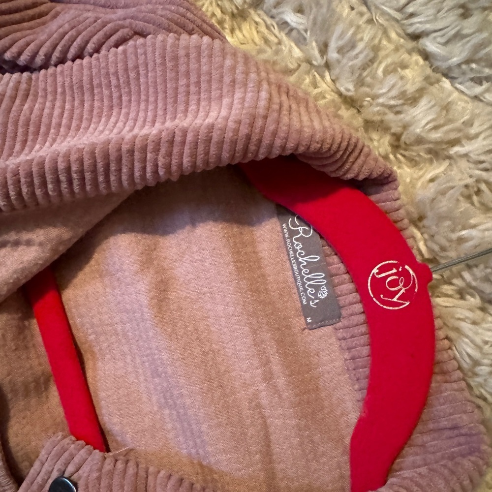 Women’s Boutique Corduroy Shirt - Picture 2 of 2